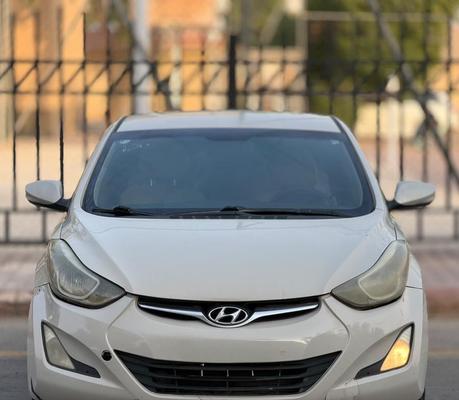 هيونداي إلنترا 2015