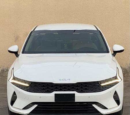 Kia K5 2023