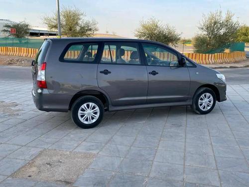 Toyota Innova 2013