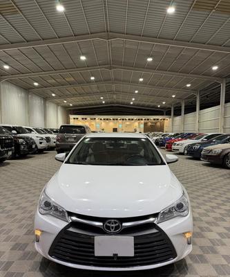 Toyota Camry 2017