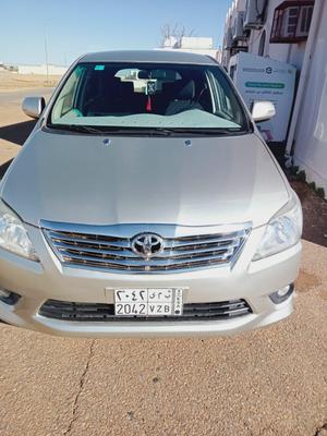 Toyota Innova 2012