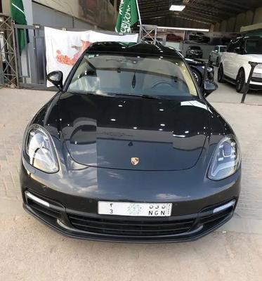 Porsche Panamera 2018