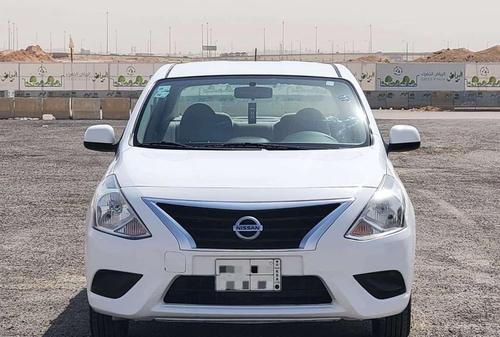 Nissan Sunny 2020