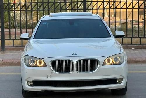 BMW 730 2012