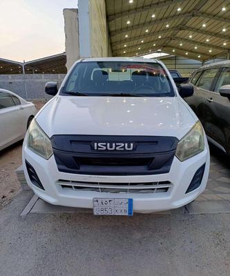 ايسوزو دى ماكس 2022