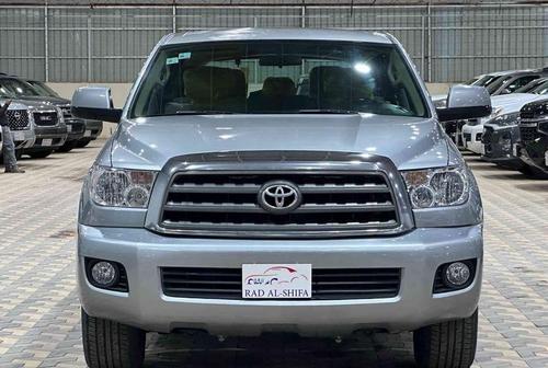 Toyota Sequoia 2014