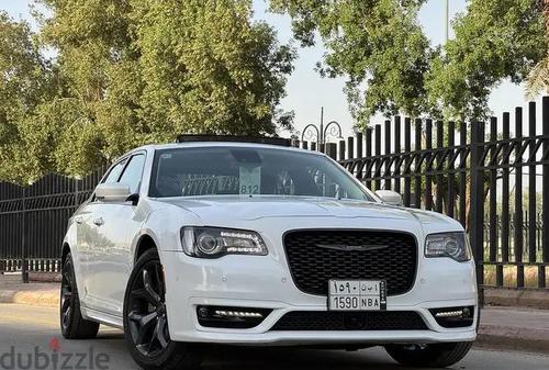 Chrysler 300 2023