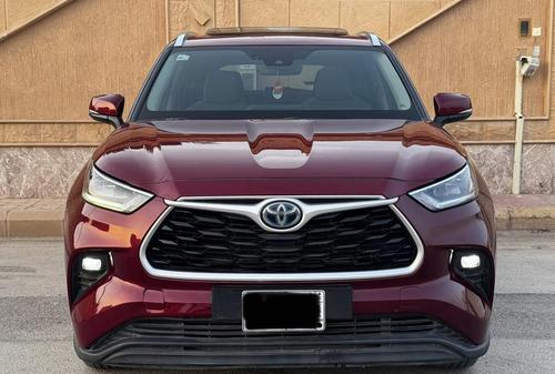Toyota Highlander 2021