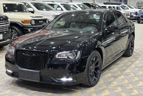 Chrysler 300 2022
