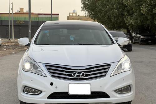 هيونداي أزيرا 2012