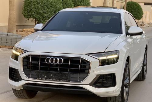 Audi Q8 2021