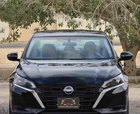 Nissan Altima 2023