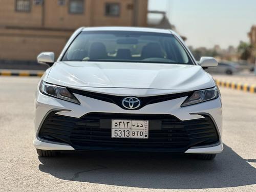 تويوتا كامري 2023