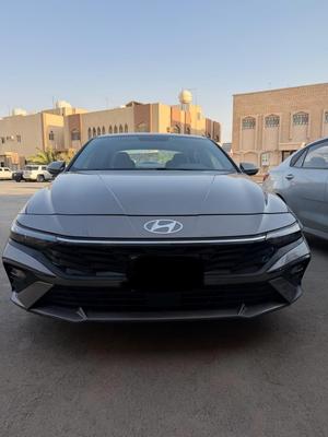 هيونداي إلنترا 2025