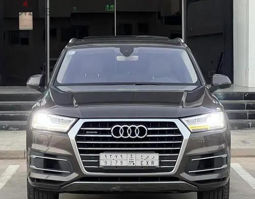 اودي Q7 2017