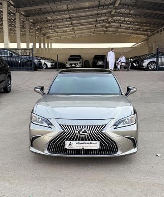 لكزس ES 350 2021