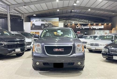 جى ام سى يوكون 2011
