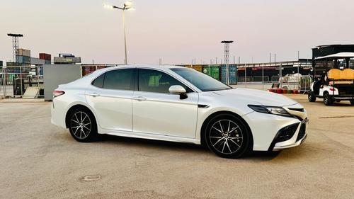 Toyota Camry 2024