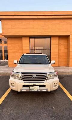 تويوتا لاند كروزر 2013