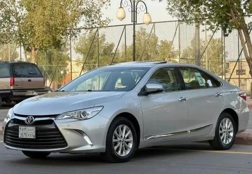 Toyota Camry 2017