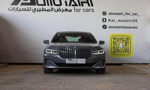 BMW 730 2022