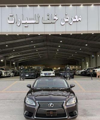 لكزس أخرى 2014