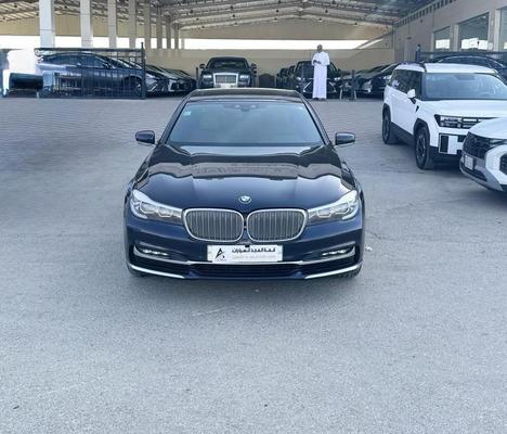 بي ام دبليو 730 2018