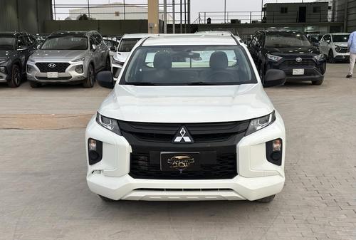 Mitsubishi L 200 2023
