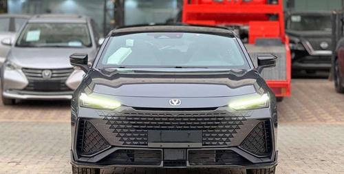 شانجان UNI-V 2026