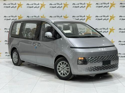 هيونداي ستاريا 2025