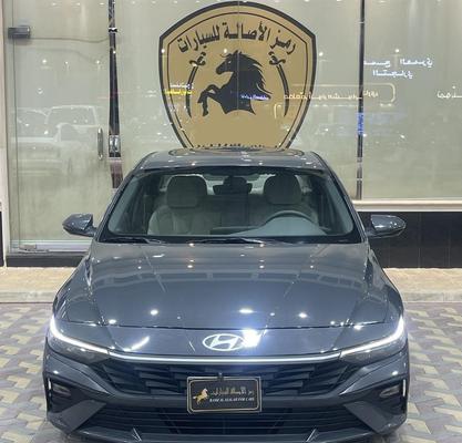 Hyundai Elantra 2024