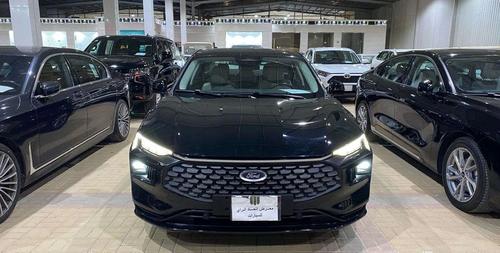 Ford Taurus 2023