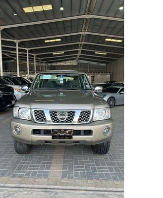 Nissan Patrol safari 2016