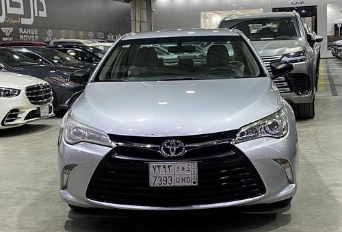 Toyota Camry 2017