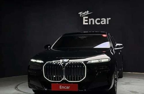 BMW 740 2026