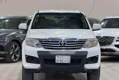 تويوتا اف جى 2013