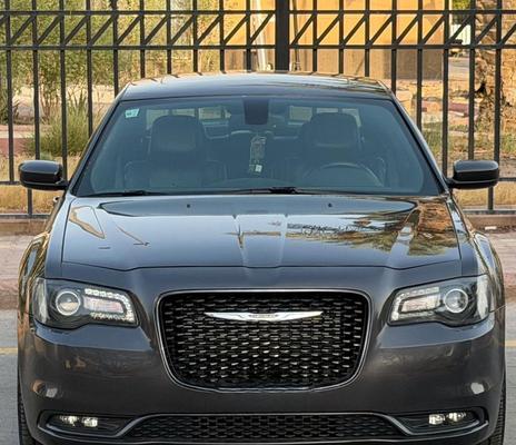 Chrysler 300 2016