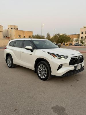 تويوتا هاى لاندر 2021