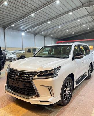 Lexus LX 570 2021