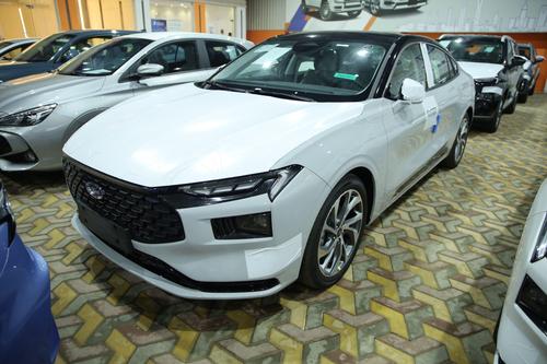 Ford Taurus 2025