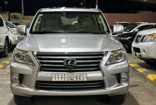 Lexus LX 570 2012