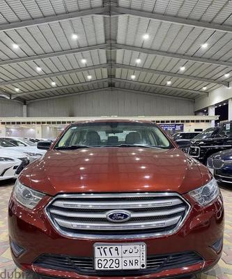 Ford Taurus 2014