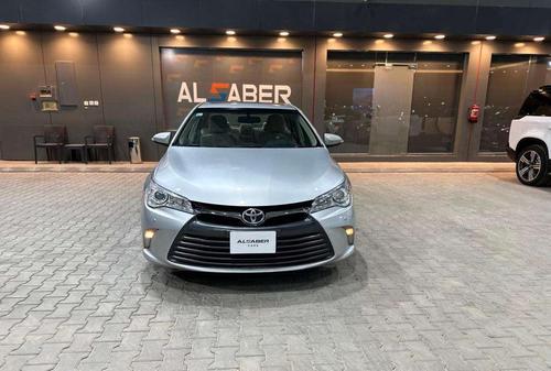 Toyota Camry 2016