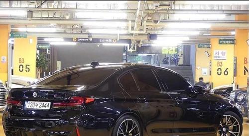 BMW M5 2023