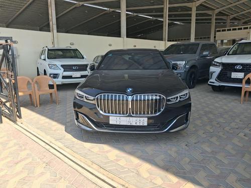 BMW 730 2022