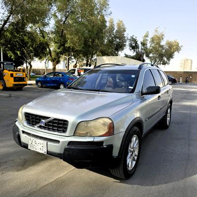 فولفو XC90 2004