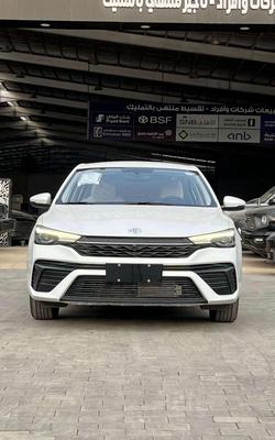 ام جى 5 2025