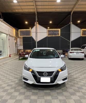Nissan Sunny 2022