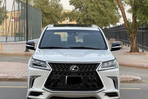 Lexus LX 570 2018