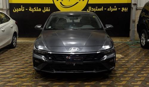 Hyundai Elantra 2025